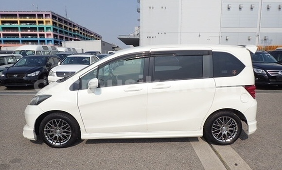 Tenga Tsaru Honda Freed Chena Mota in Beitbridge in Matabeleland South Tenga Tsaru Honda Freed Chena Mota in Beitbridge in Matabeleland South