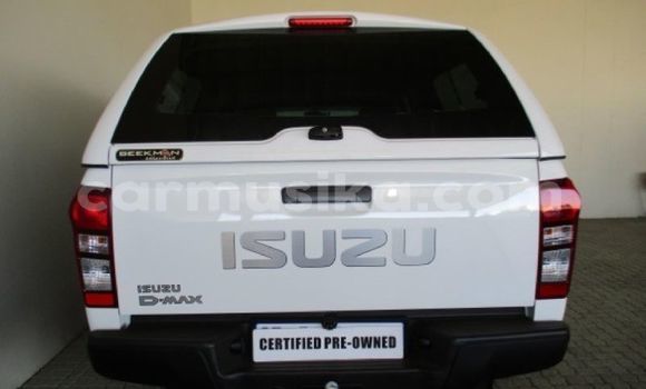 Tenga Tsaru Isuzu D–MAX Chena Mota in Beitbridge in Matabeleland South Tenga Tsaru Isuzu D–MAX Chena Mota in Beitbridge in Matabeleland South