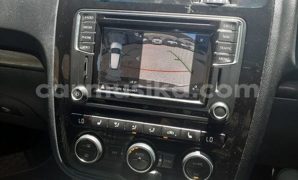 Acheter Occasion Voiture Volkswagen Scirocco R Bleu à Beitbridge, Matabeleland South Acheter Occasion Voiture Volkswagen Scirocco R Bleu à Beitbridge, Matabeleland South