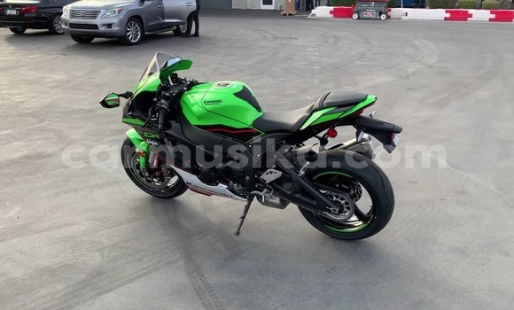 Acheter Occasion Moto Kawasaki Ninja ZX-10R Vert à Alexandra Park, Harare Acheter Occasion Moto Kawasaki Ninja ZX-10R Vert à Alexandra Park, Harare