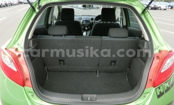 Acheter Occasion Voiture Mazda Demio Vert à Beitbridge, Matabeleland South Acheter Occasion Voiture Mazda Demio Vert à Beitbridge, Matabeleland South