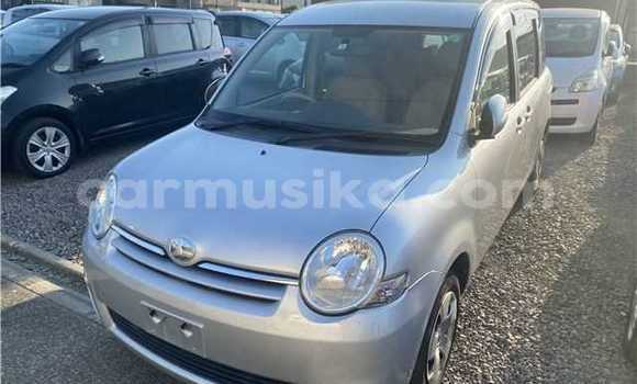 Acheter Occasion Voiture Toyota Sienta Gris à Beitbridge, Matabeleland South Acheter Occasion Voiture Toyota Sienta Gris à Beitbridge, Matabeleland South