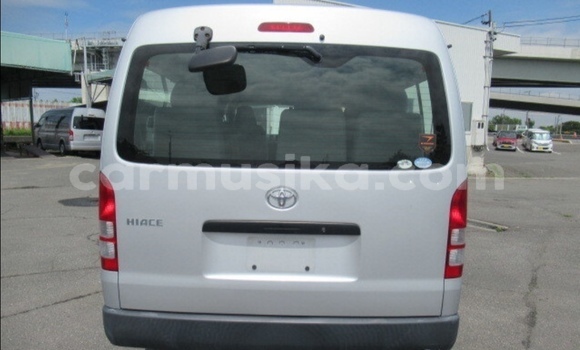 Acheter Occasion Voiture Toyota Hiace Gris à Beitbridge, Matabeleland South Acheter Occasion Voiture Toyota Hiace Gris à Beitbridge, Matabeleland South
