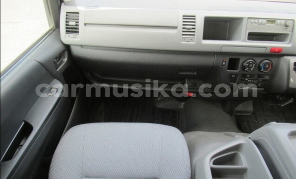 Acheter Occasion Voiture Toyota Hiace Gris à Beitbridge, Matabeleland South Acheter Occasion Voiture Toyota Hiace Gris à Beitbridge, Matabeleland South