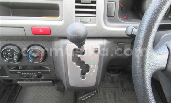 Acheter Occasion Voiture Toyota Hiace Gris à Beitbridge, Matabeleland South Acheter Occasion Voiture Toyota Hiace Gris à Beitbridge, Matabeleland South