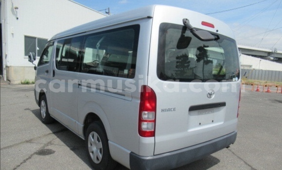 Acheter Occasion Voiture Toyota Hiace Gris à Beitbridge, Matabeleland South Acheter Occasion Voiture Toyota Hiace Gris à Beitbridge, Matabeleland South