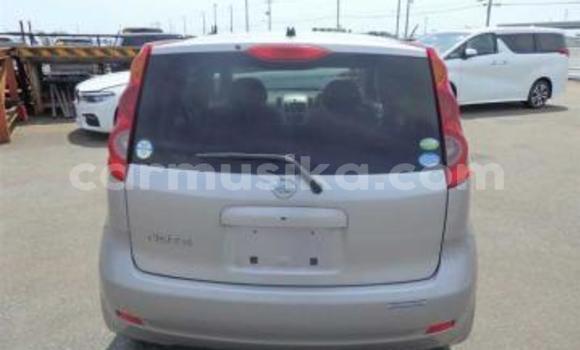 Tenga Tsaru Nissan Note Sirivha Mota in Beitbridge in Matabeleland South Tenga Tsaru Nissan Note Sirivha Mota in Beitbridge in Matabeleland South