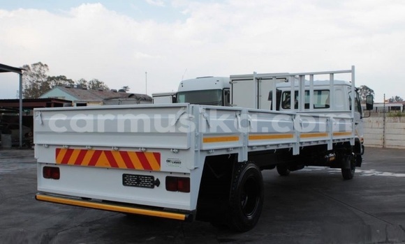 Acheter Occasion Voiture Nissan 300ZX Blanc à Bulawayo, Bulawayo Acheter Occasion Voiture Nissan 300ZX Blanc à Bulawayo, Bulawayo