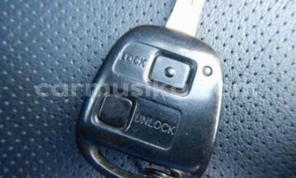 Buy Used Toyota Harrier Black Car in Beitbridge in Matabeleland South Buy Used Toyota Harrier Black Car in Beitbridge in Matabeleland South