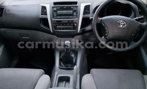 Acheter Occasion Voiture Toyota Hilux Blanc à Beitbridge, Matabeleland South Acheter Occasion Voiture Toyota Hilux Blanc à Beitbridge, Matabeleland South