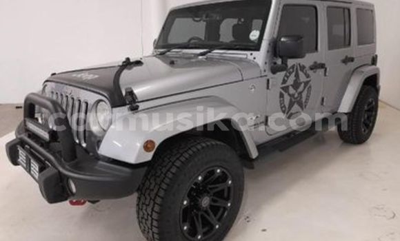 Buy Used Jeep Wrangler Silver Car in Beitbridge in Matabeleland South