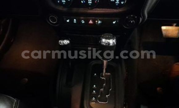 Acheter Occasion Voiture Jeep Wrangler Gris à Beitbridge, Matabeleland South Acheter Occasion Voiture Jeep Wrangler Gris à Beitbridge, Matabeleland South