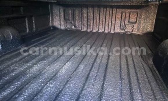 Acheter Occasion Voiture Toyota Hilux Blanc à Beitbridge, Matabeleland South Acheter Occasion Voiture Toyota Hilux Blanc à Beitbridge, Matabeleland South