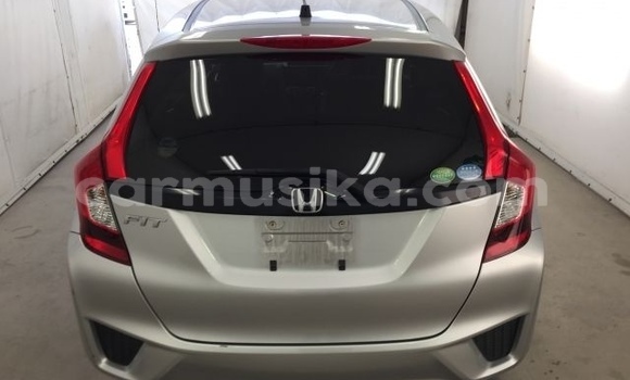 Tenga Tsaru Honda Fit Sirivha Mota in Beitbridge in Matabeleland South Tenga Tsaru Honda Fit Sirivha Mota in Beitbridge in Matabeleland South