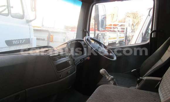 Acheter Occasion Voiture Mercedes‒Benz W29 Gris à Beitbridge, Matabeleland South Acheter Occasion Voiture Mercedes‒Benz W29 Gris à Beitbridge, Matabeleland South