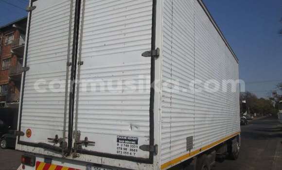 Acheter Occasion Voiture Mercedes‒Benz W29 Gris à Beitbridge, Matabeleland South Acheter Occasion Voiture Mercedes‒Benz W29 Gris à Beitbridge, Matabeleland South