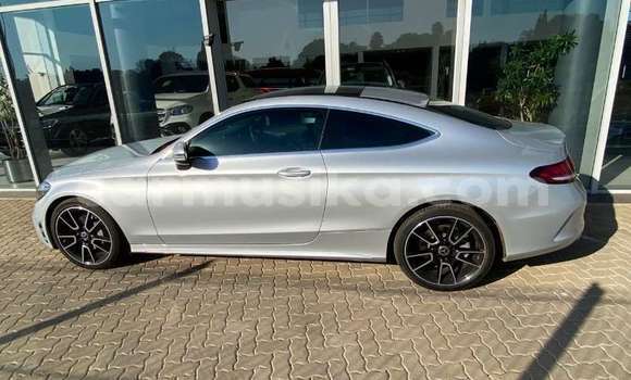 Nunua Ilio tumika Mercedes‒Benz C-klasse AMG Fedha Gari ndani ya Beitbridge nchini Matabeleland Kusini Nunua Ilio tumika Mercedes‒Benz C-klasse AMG Fedha Gari ndani ya Beitbridge nchini Matabeleland Kusini