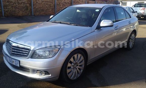 Buy Used Mercedes-Benz C-Classe Silver Car in Beitbridge in Matabeleland South Buy Used Mercedes-Benz C-Classe Silver Car in Beitbridge in Matabeleland South