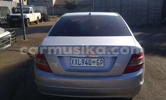 Buy Used Mercedes-Benz C-Classe Silver Car in Beitbridge in Matabeleland South Buy Used Mercedes-Benz C-Classe Silver Car in Beitbridge in Matabeleland South