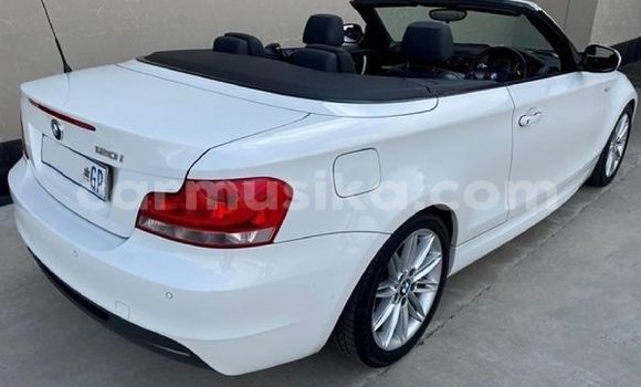 Nunua Ilio tumika BMW 1-Series Nyeupe Gari ndani ya Beitbridge nchini Matabeleland Kusini Nunua Ilio tumika BMW 1-Series Nyeupe Gari ndani ya Beitbridge nchini Matabeleland Kusini