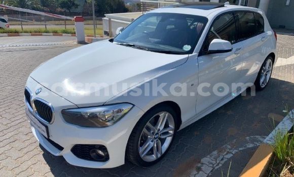 Buy Used BMW 1-Series White Car in Beitbridge in Matabeleland South Buy Used BMW 1-Series White Car in Beitbridge in Matabeleland South