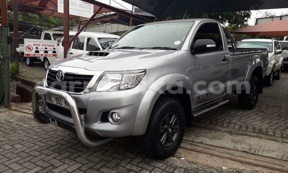 Buy Used Toyota Hilux Silver Car in Beitbridge in Matabeleland South Buy Used Toyota Hilux Silver Car in Beitbridge in Matabeleland South