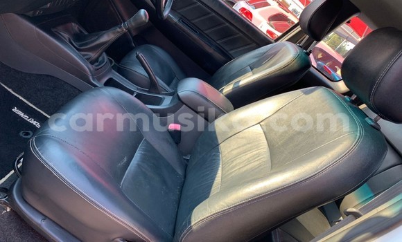 Nunua Ilio tumika Toyota Hilux Nyeupe Gari ndani ya Beitbridge nchini Matabeleland Kusini Nunua Ilio tumika Toyota Hilux Nyeupe Gari ndani ya Beitbridge nchini Matabeleland Kusini