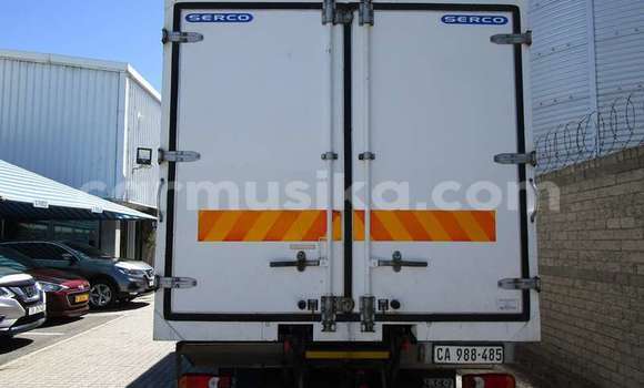 Buy Used Nissan UD White Truck in Beitbridge in Matabeleland South Buy Used Nissan UD White Truck in Beitbridge in Matabeleland South