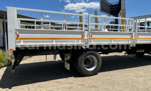 Buy Used Hino Ranger White Truck in Beitbridge in Matabeleland South Buy Used Hino Ranger White Truck in Beitbridge in Matabeleland South