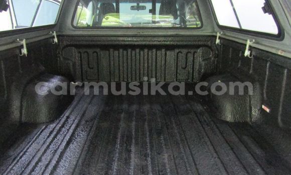 Acheter Occasion Voiture Toyota Hilux Blanc à Beitbridge, Matabeleland South Acheter Occasion Voiture Toyota Hilux Blanc à Beitbridge, Matabeleland South