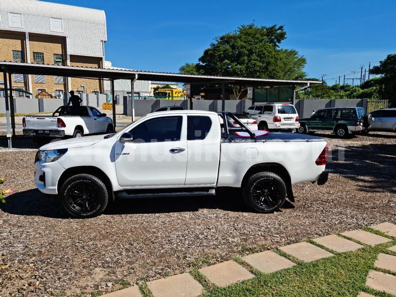 Big with watermark toyota hilux matabeleland south beitbridge 22743