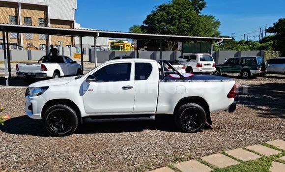 Acheter Occasion Voiture Toyota Hilux Blanc à Beitbridge, Matabeleland South Acheter Occasion Voiture Toyota Hilux Blanc à Beitbridge, Matabeleland South