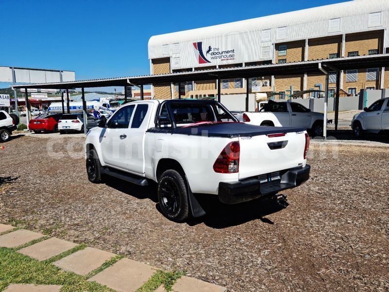 Big with watermark toyota hilux matabeleland south beitbridge 22743