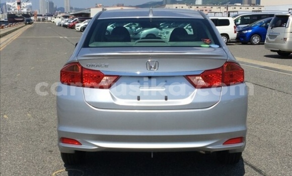 Acheter Occasion Voiture Honda Grace Gris à Beitbridge, Matabeleland South Acheter Occasion Voiture Honda Grace Gris à Beitbridge, Matabeleland South