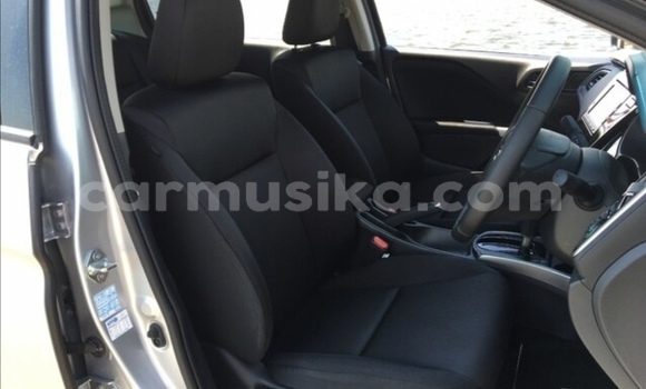 Acheter Occasion Voiture Honda Grace Gris à Beitbridge, Matabeleland South Acheter Occasion Voiture Honda Grace Gris à Beitbridge, Matabeleland South