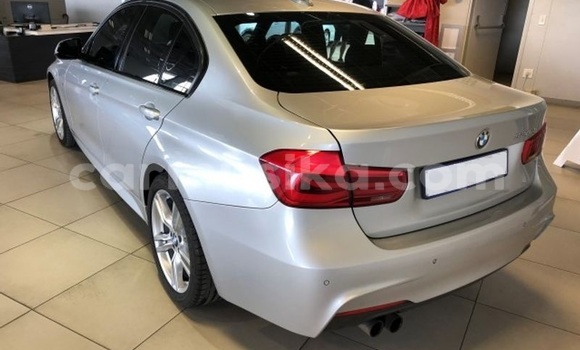 Acheter Occasion Voiture BMW 3–Series Gris à Beitbridge, Matabeleland South Acheter Occasion Voiture BMW 3–Series Gris à Beitbridge, Matabeleland South