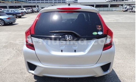 Tenga Tsaru Honda Fit Sirivha Mota in Beitbridge in Matabeleland South Tenga Tsaru Honda Fit Sirivha Mota in Beitbridge in Matabeleland South