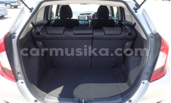 Tenga Tsaru Honda Fit Sirivha Mota in Beitbridge in Matabeleland South Tenga Tsaru Honda Fit Sirivha Mota in Beitbridge in Matabeleland South