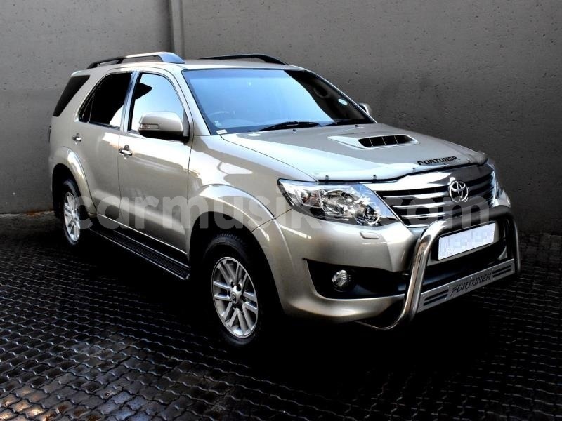 Big with watermark toyota hilux matabeleland south beitbridge 22754