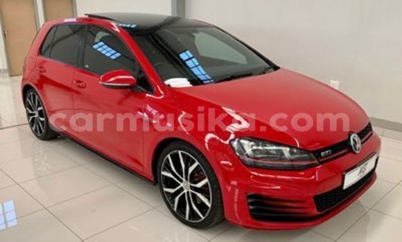 Tenga Tsaru Volkswagen Golf GTI Tsvuku Mota in Beitbridge in Matabeleland South