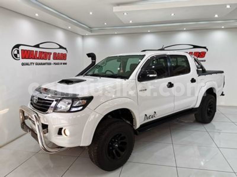 Big with watermark toyota hilux matabeleland south beitbridge 22758