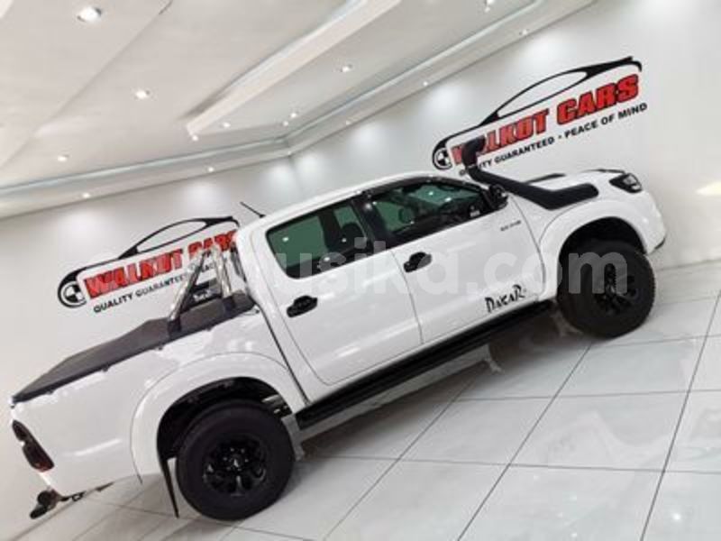 Big with watermark toyota hilux matabeleland south beitbridge 22758