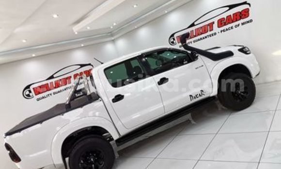 Nunua Ilio tumika Toyota Hilux Nyeupe Gari ndani ya Beitbridge nchini Matabeleland Kusini Nunua Ilio tumika Toyota Hilux Nyeupe Gari ndani ya Beitbridge nchini Matabeleland Kusini