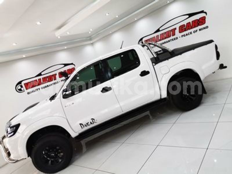 Big with watermark toyota hilux matabeleland south beitbridge 22758