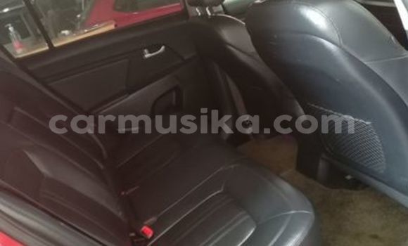 Nunua Ilio tumika Kia Sportage Nyekundu Gari ndani ya Beitbridge nchini Matabeleland Kusini Nunua Ilio tumika Kia Sportage Nyekundu Gari ndani ya Beitbridge nchini Matabeleland Kusini