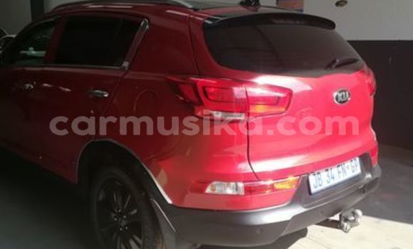 Nunua Ilio tumika Kia Sportage Nyekundu Gari ndani ya Beitbridge nchini Matabeleland Kusini Nunua Ilio tumika Kia Sportage Nyekundu Gari ndani ya Beitbridge nchini Matabeleland Kusini
