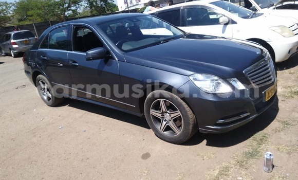 Buy New Mercedes‒Benz 300–Series Black Car in Harare in Harare Buy New Mercedes‒Benz 300–Series Black Car in Harare in Harare