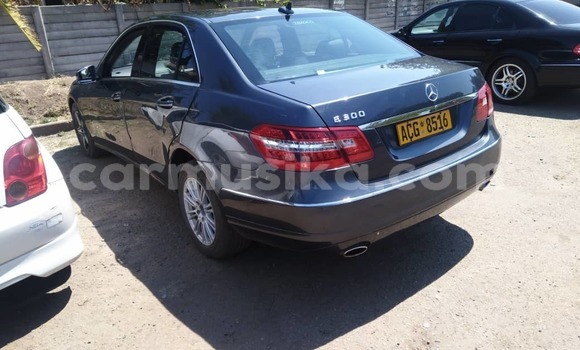 Buy New Mercedes‒Benz 300–Series Black Car in Harare in Harare Buy New Mercedes‒Benz 300–Series Black Car in Harare in Harare