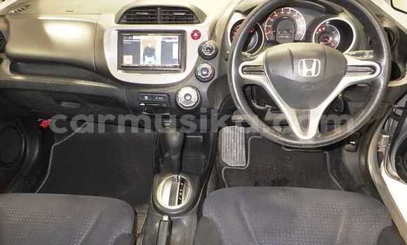 Acheter Occasion Voiture Honda Fit Gris à Beitbridge, Matabeleland South Acheter Occasion Voiture Honda Fit Gris à Beitbridge, Matabeleland South