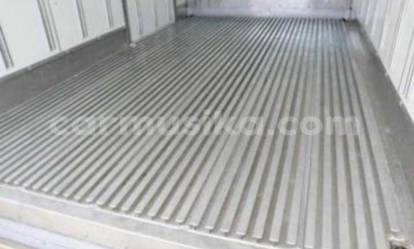 Tenga Tsaru Toyota Dyna Chena Rori in Beitbridge in Matabeleland South Tenga Tsaru Toyota Dyna Chena Rori in Beitbridge in Matabeleland South